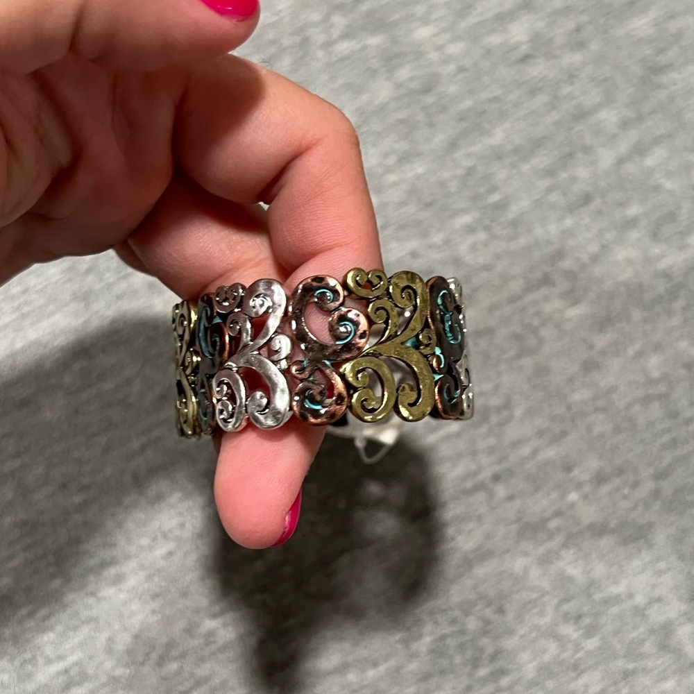 Never Worn Stretch Bracelet